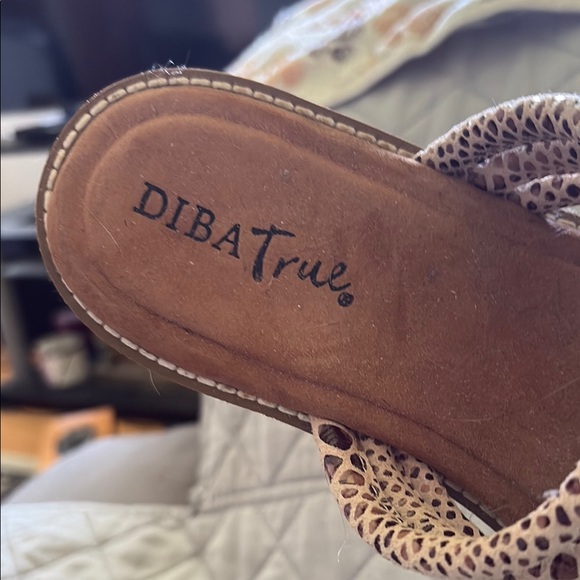 Tan Sandals with Braided Straps. - Picture 3 of 3